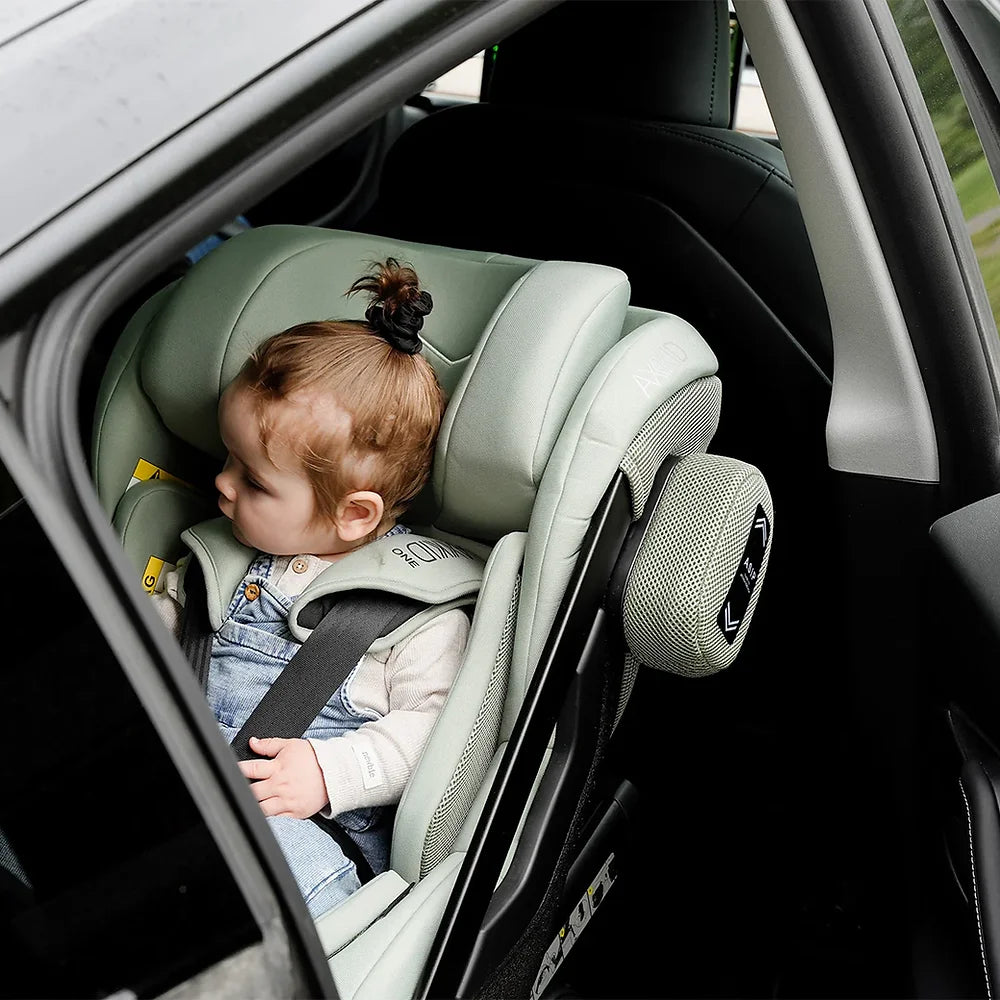 Axkid ONE 3 Extended Rear Facing Car Seat image 1