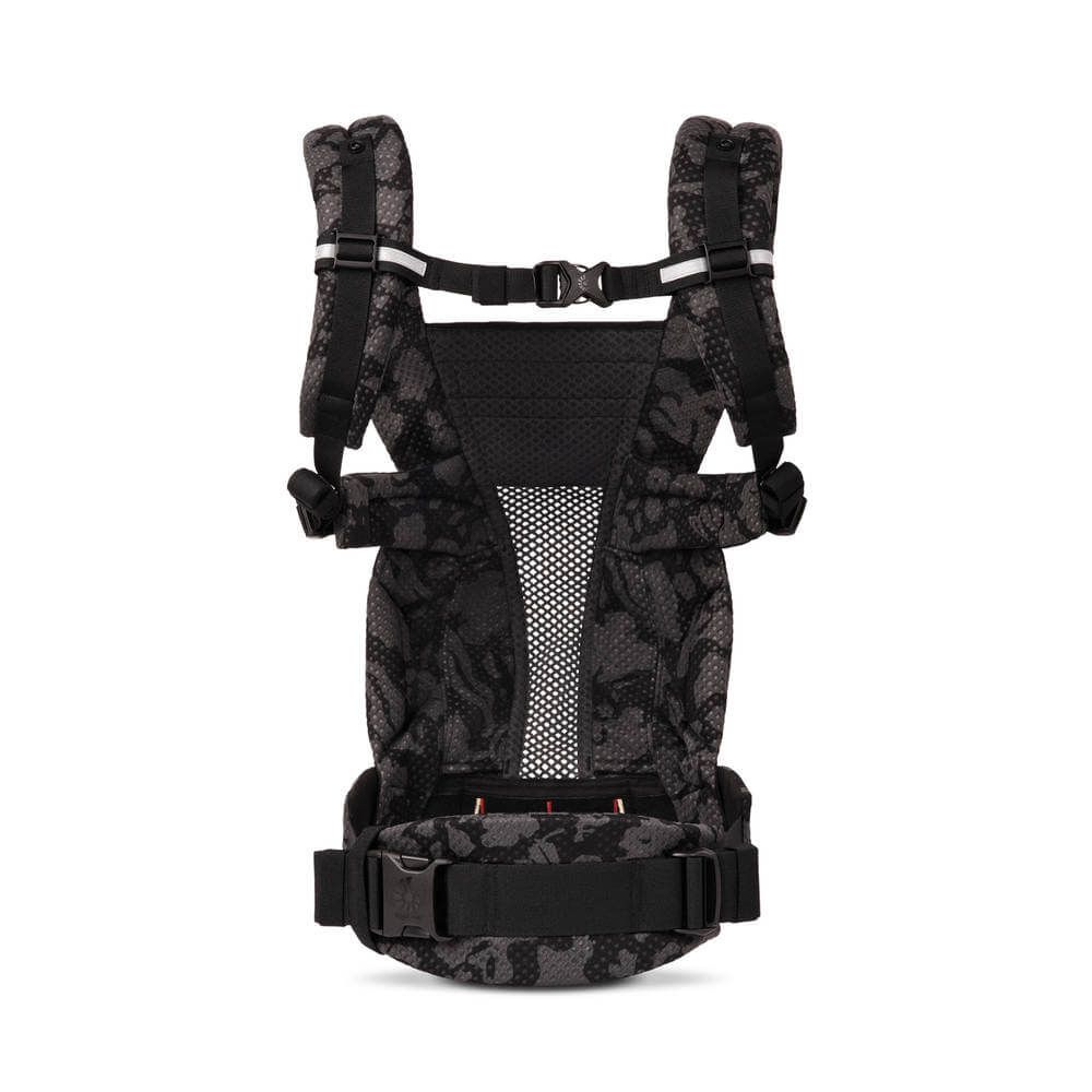 ergobaby Omni™ Breeze Carrier Onyx Blooms image 1