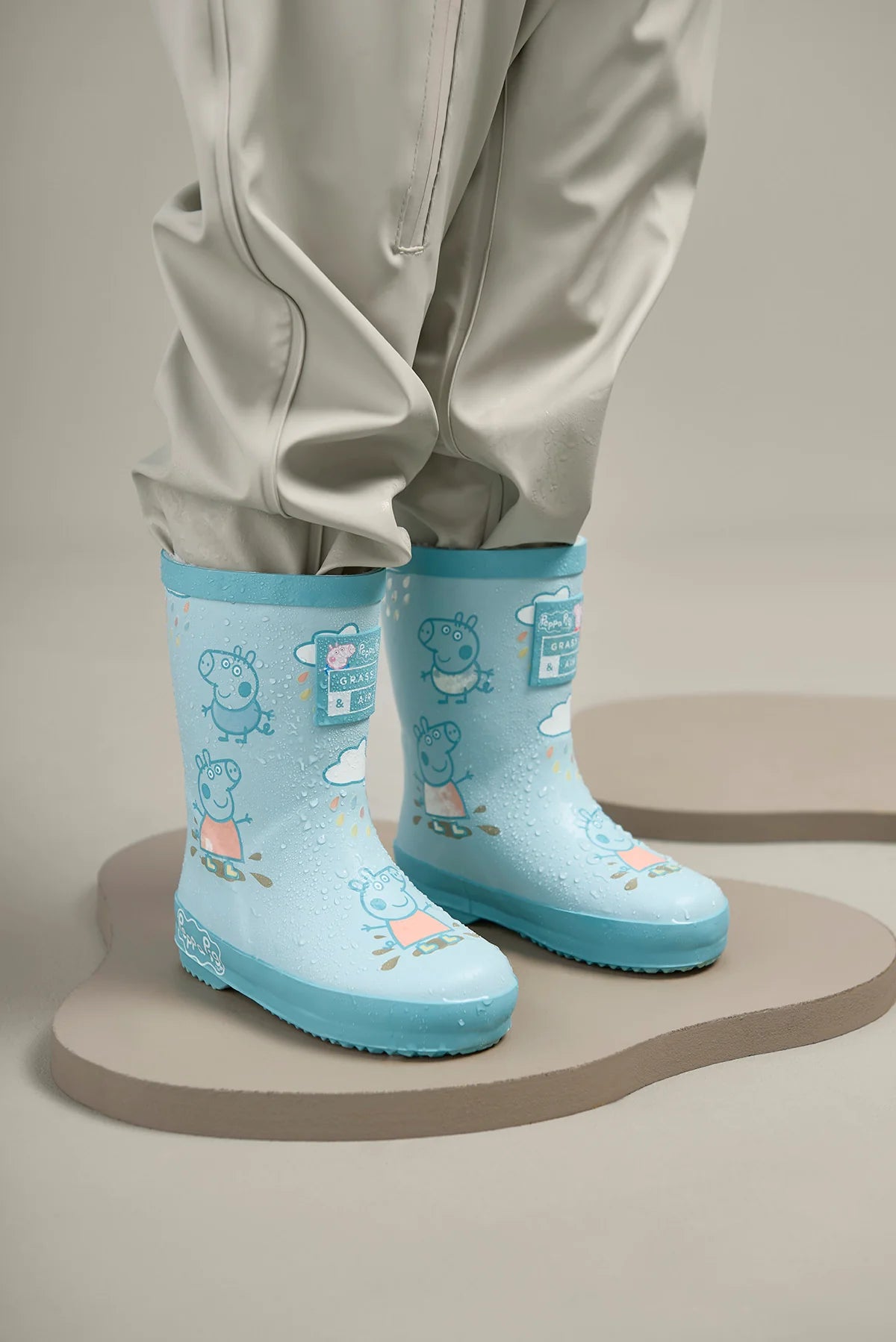 Grass & Air x Peppa Pig Colour Changing Wellies Blue image 4