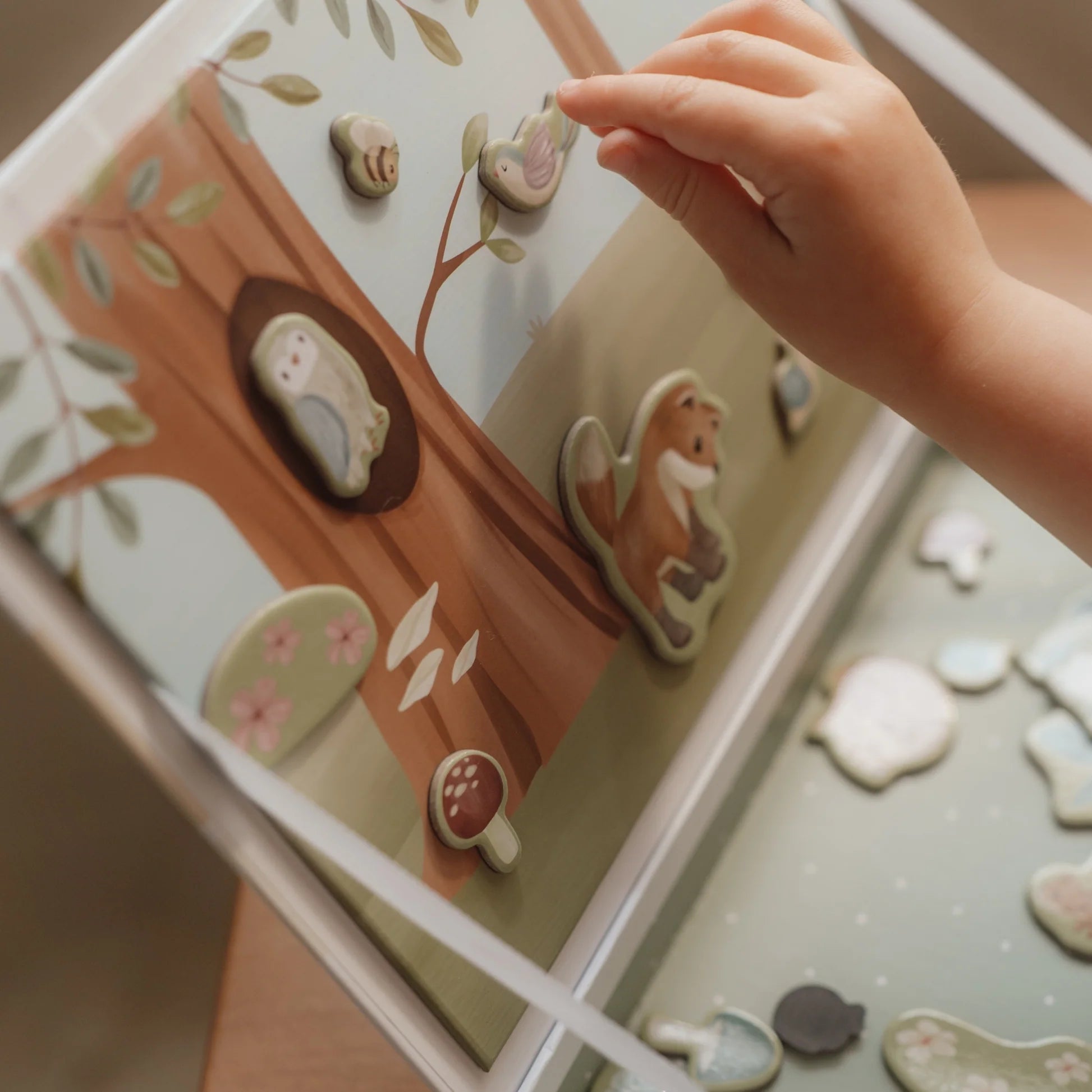 Little Dutch Magnetic Playboard - Forest Friends image 3