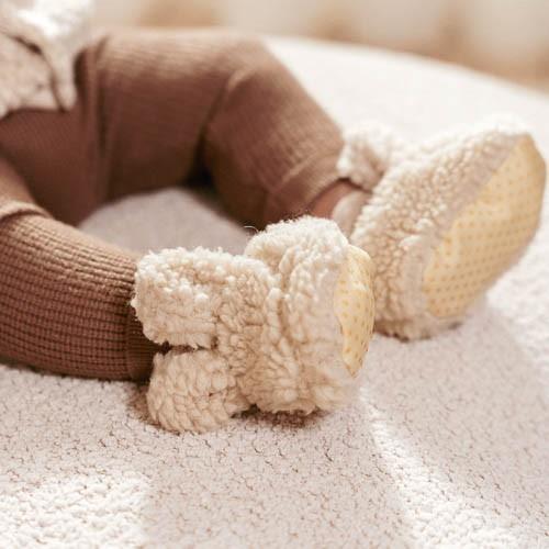 Little Dutch Teddy Booties Sand - 0-3 Months image 1