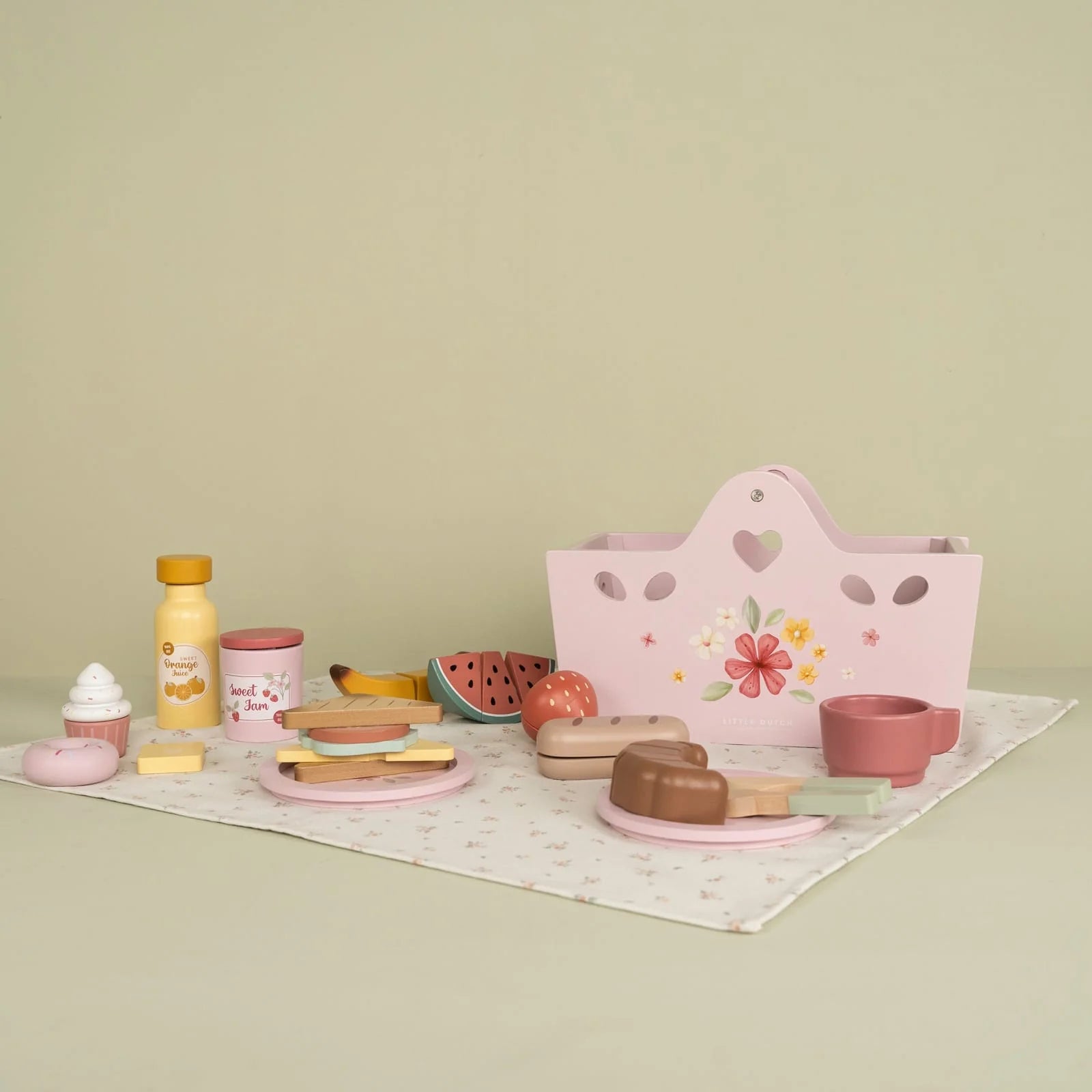 Little Dutch Picnic Play Set image 2