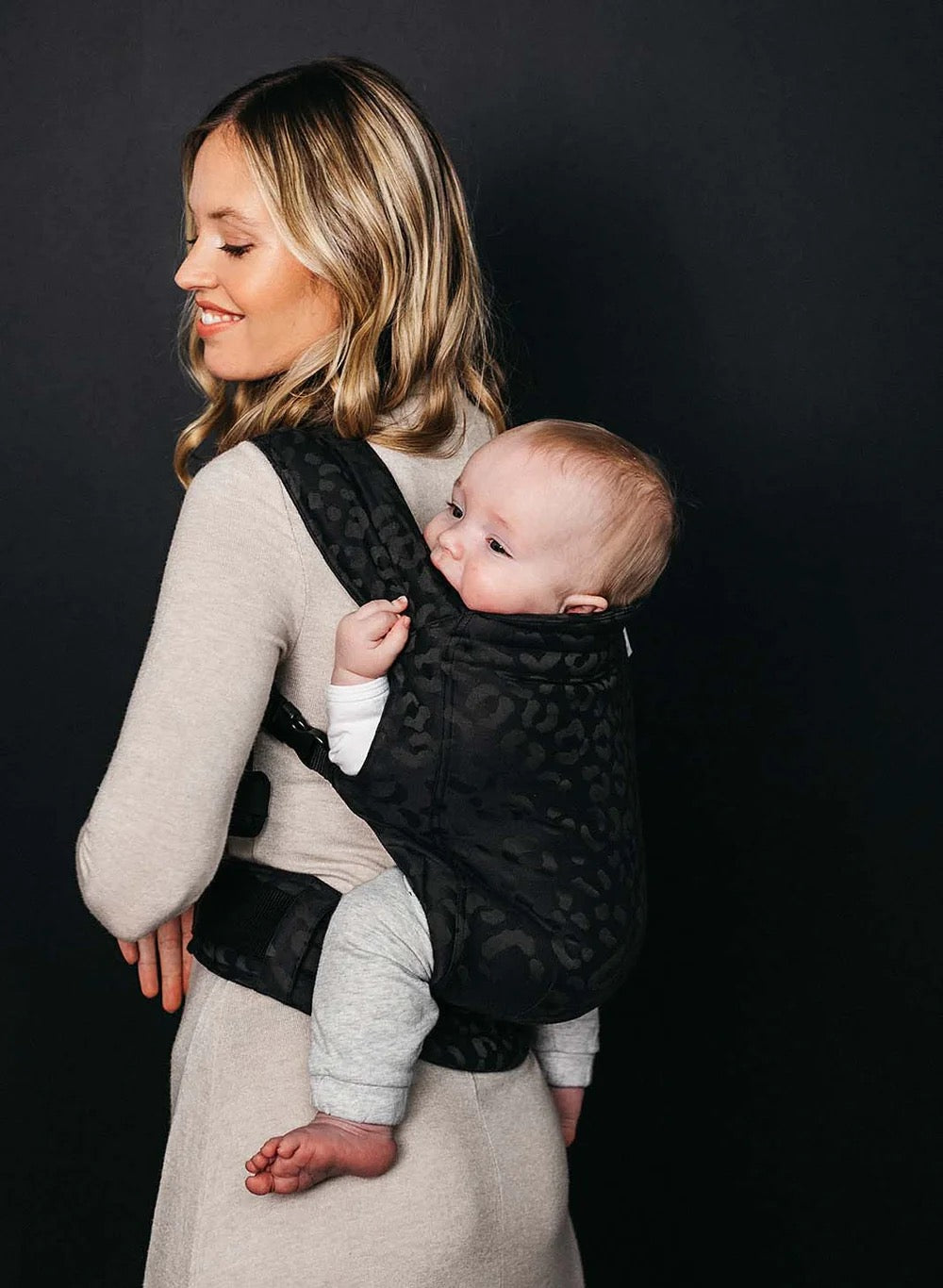 sandiia® baby carrier Tiimeless Leodiia Black image 2