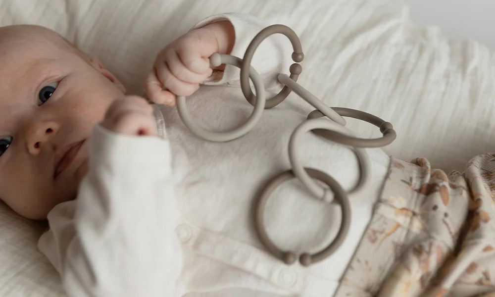 Bibs Linking Loops - Sand/Vanilla/Dark Oak