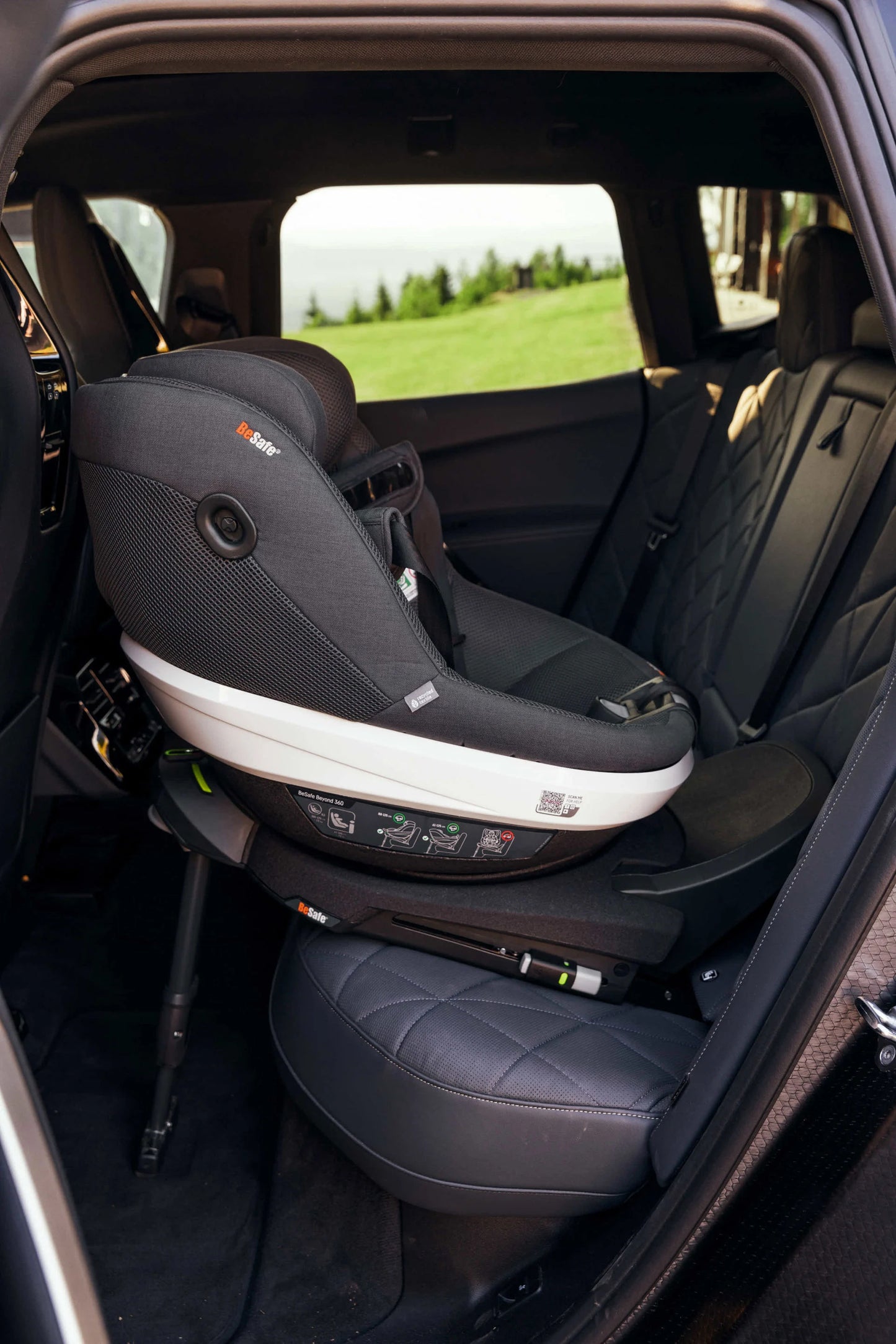 BeSafe Beyond & Beyond Base Rotating Extended Rear Facing Car Seat