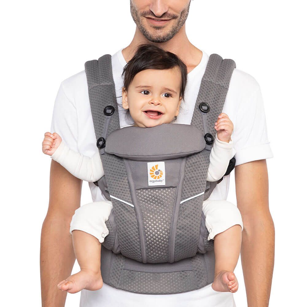 ergobaby Omni™ Breeze Carrier Graphite Grey image 2