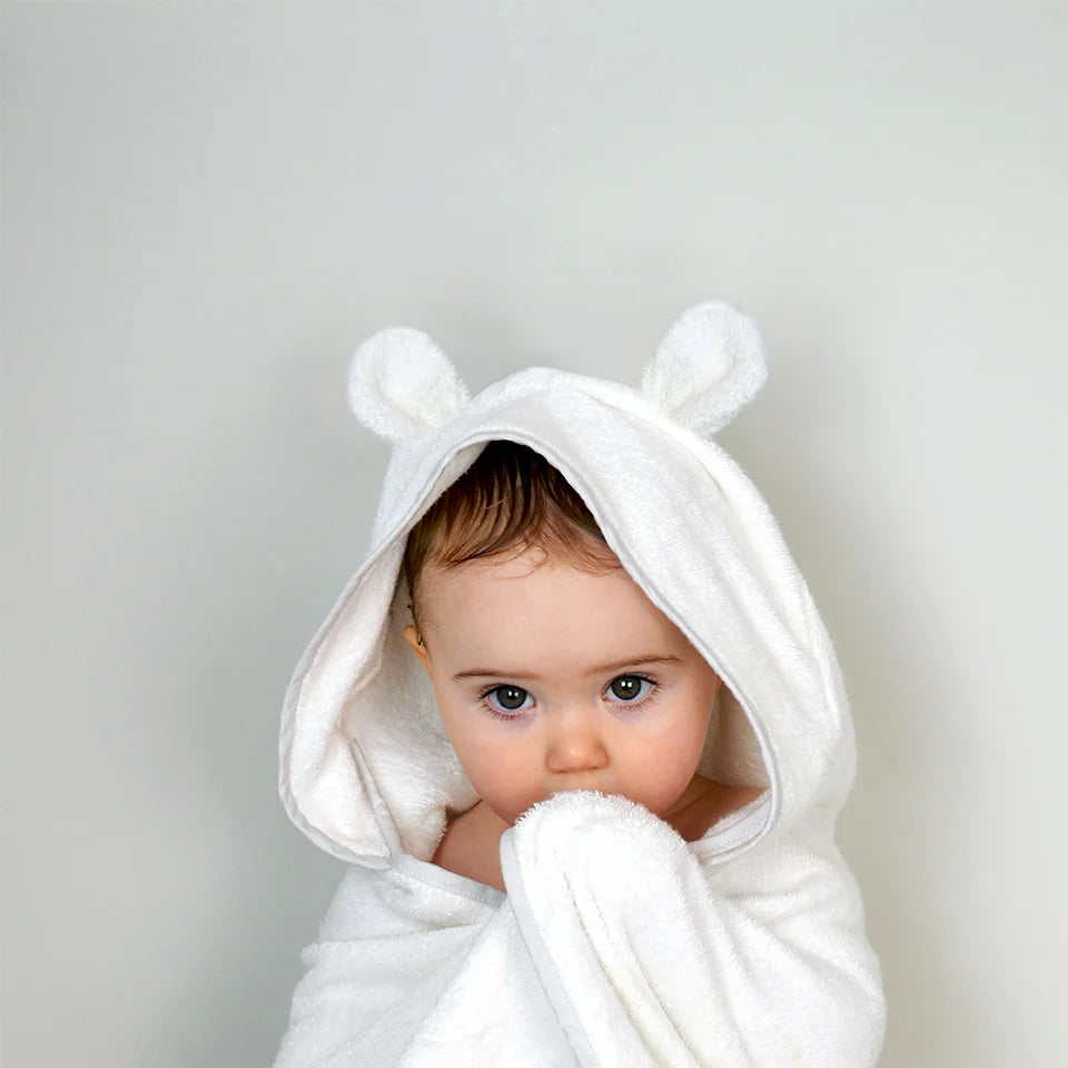 Shnuggle Wearable Baby Bath Towel image 1