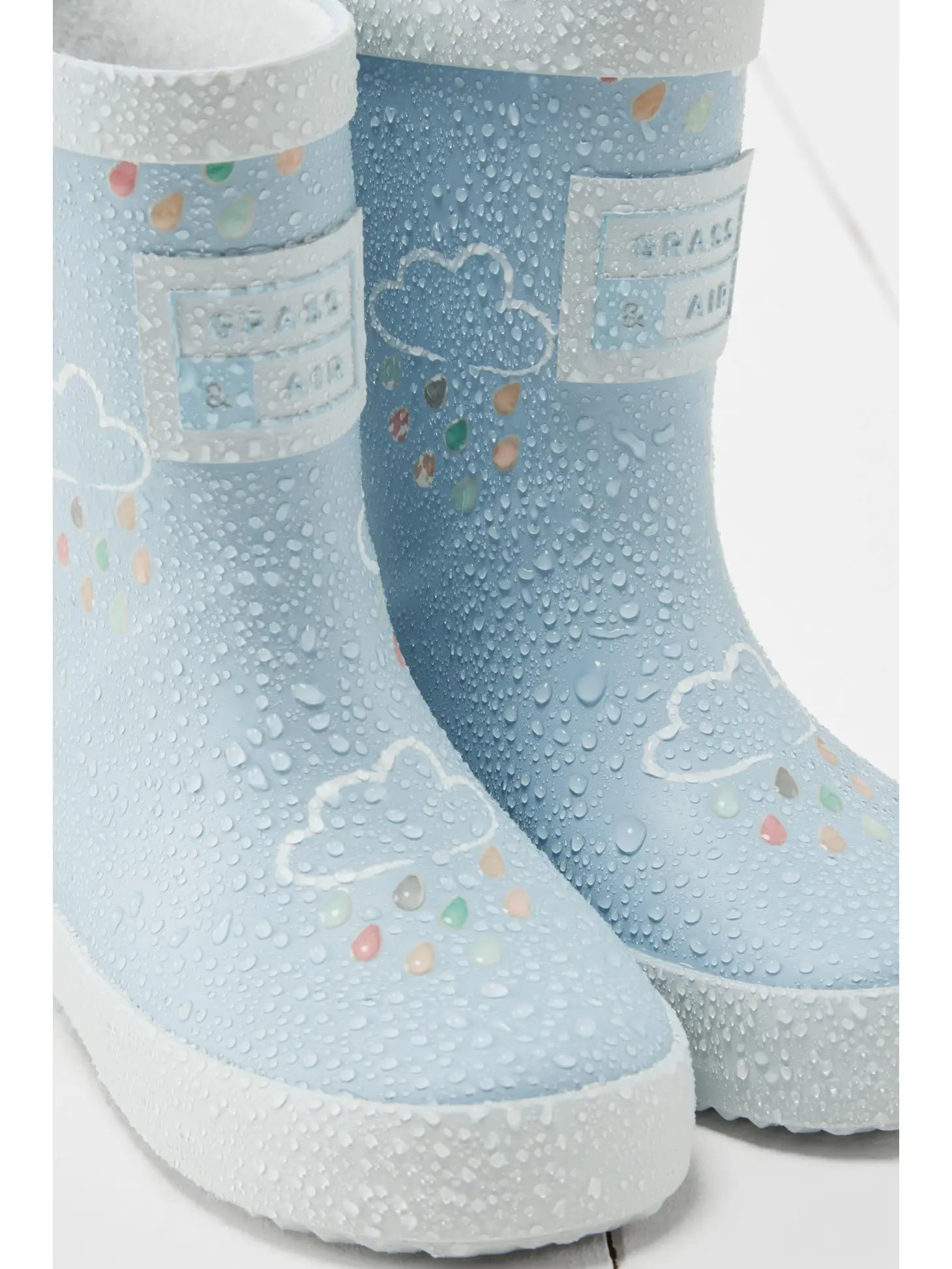 Grass & Air Colour Changing Wellies - Blue image 1